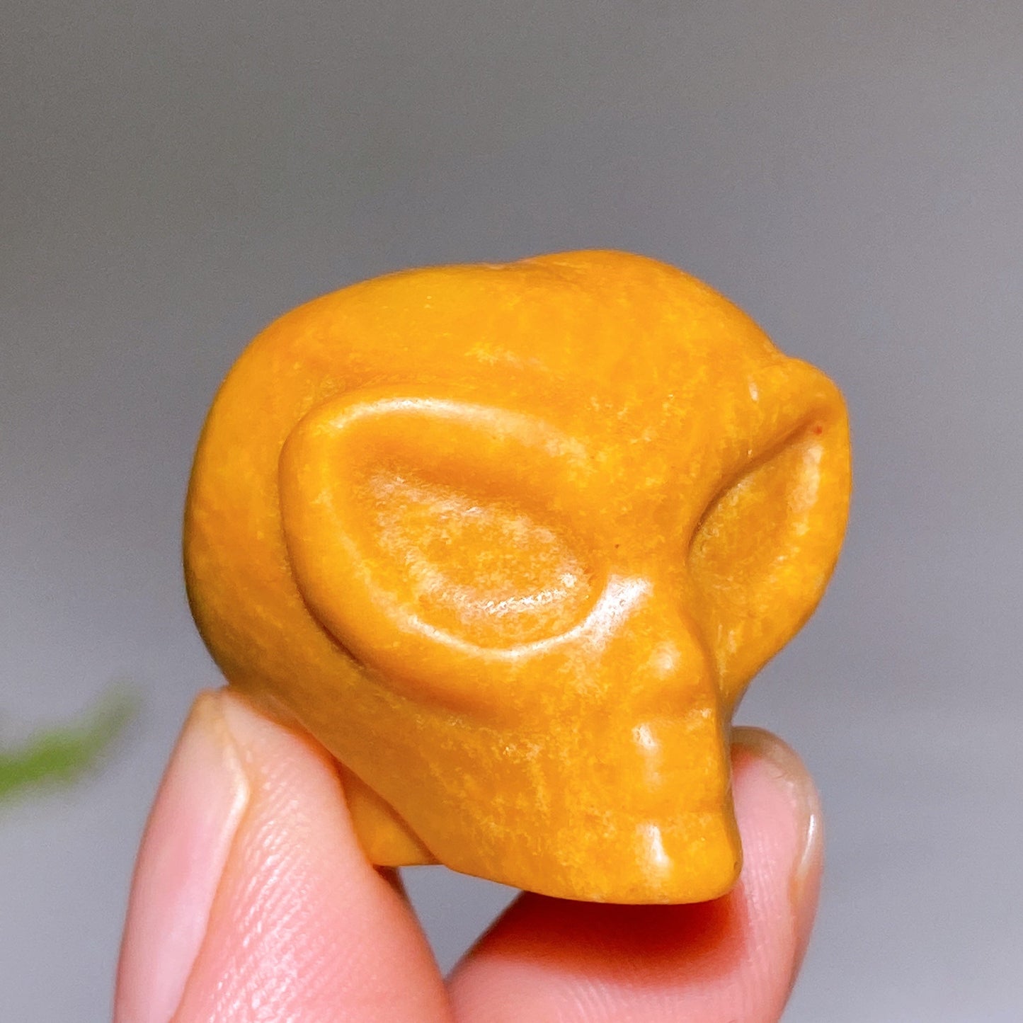 1.0" Crystal Alien Skull Carving for Halloween Wholesale