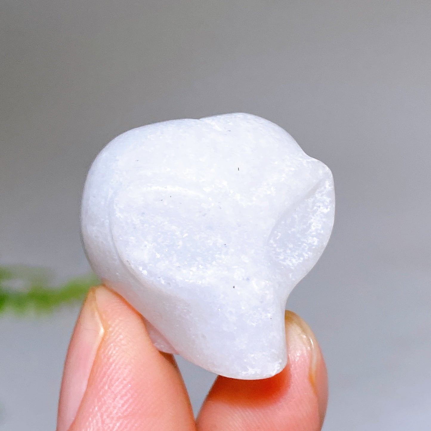 1.0" Crystal Alien Skull Carving for Halloween Wholesale