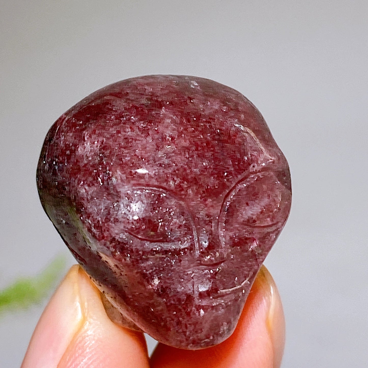 1.0" Crystal Alien Skull Carving for Halloween Wholesale