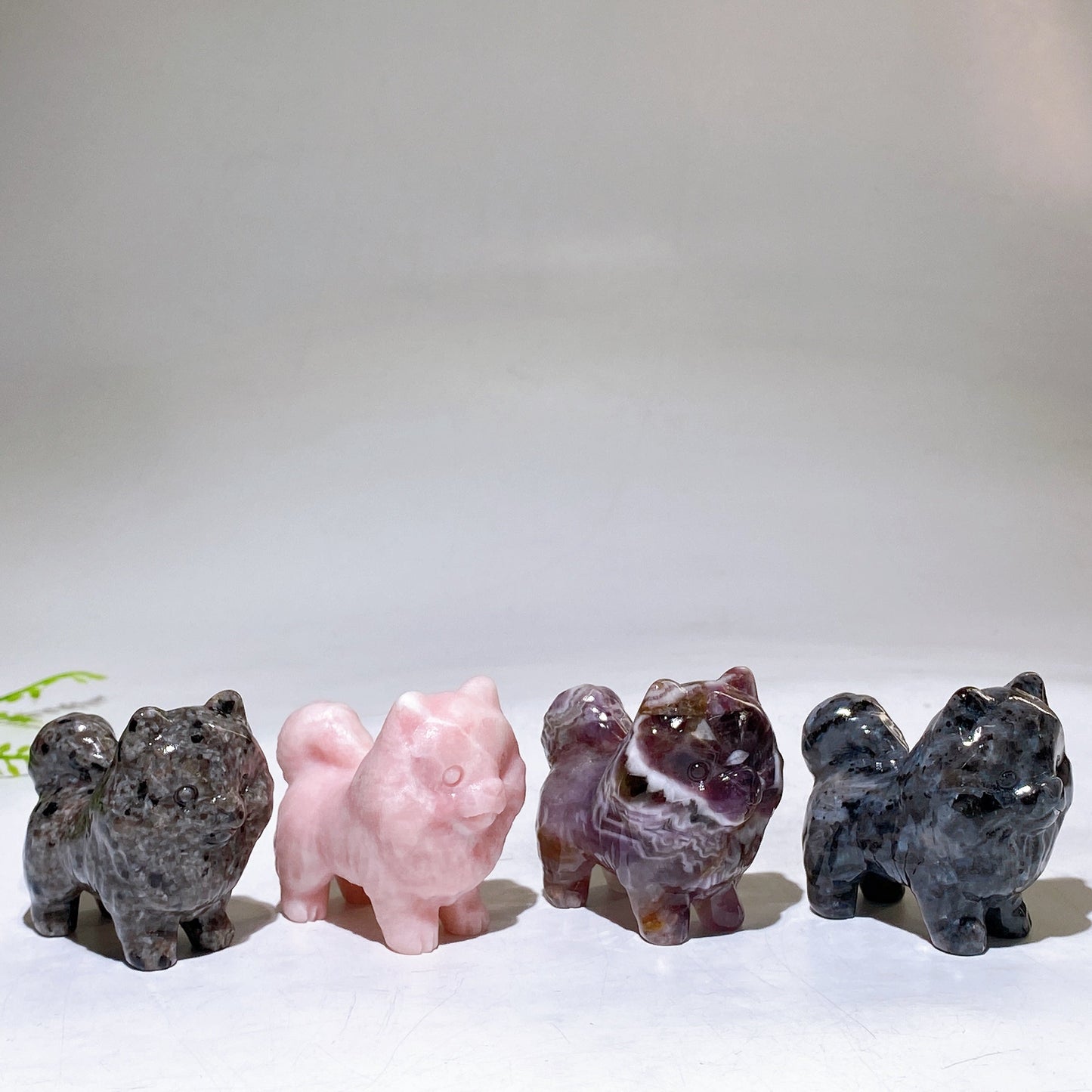 2.2" Naturla Crystal Pomeranian Dog Carving Wholesale