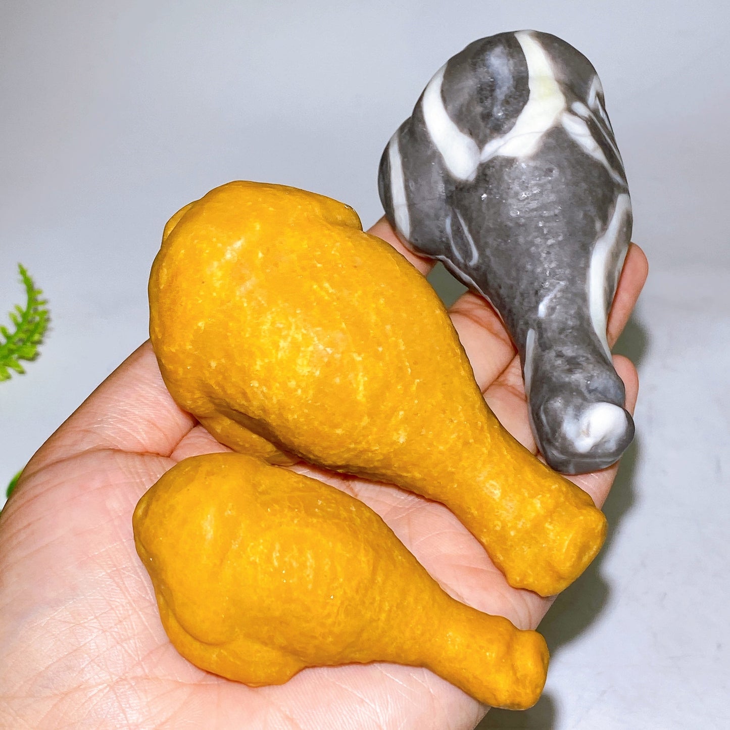 Natural Yellow Jade Shell Stone Chicken Leg Carving Wholesale