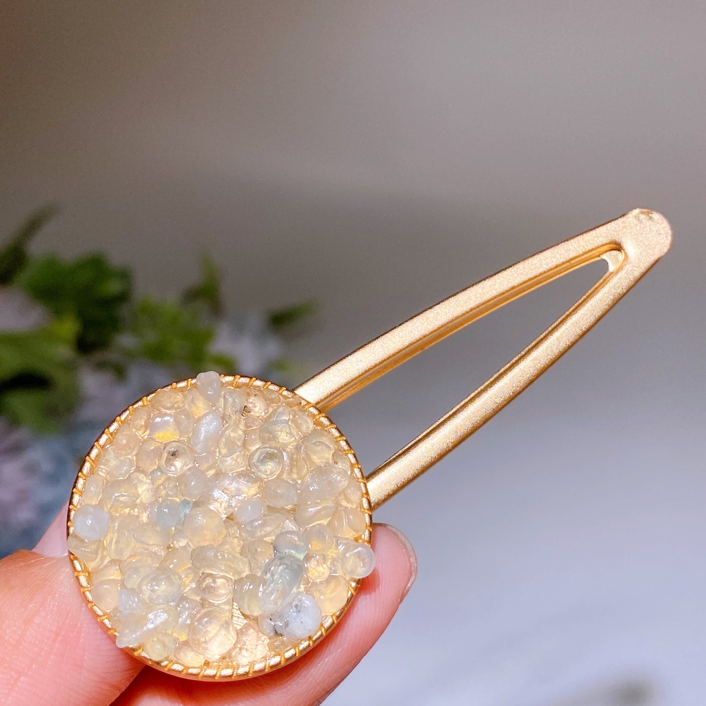 Crystal Chips Round Moon Star Heart Shape Hairpin Crystal Healing Bulk Wholesale