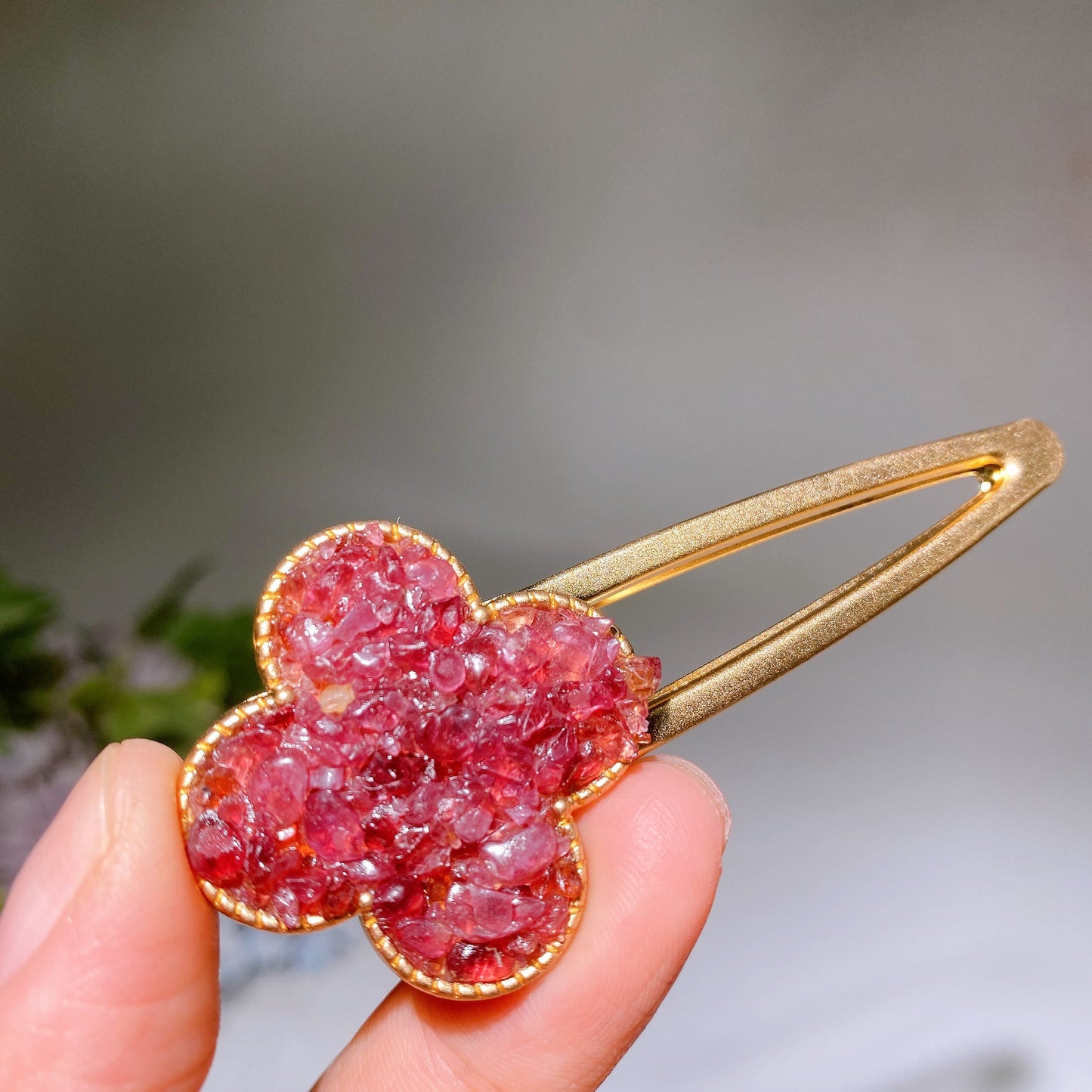 Crystal Chips Round Moon Star Heart Shape Hairpin Crystal Healing Bulk Wholesale