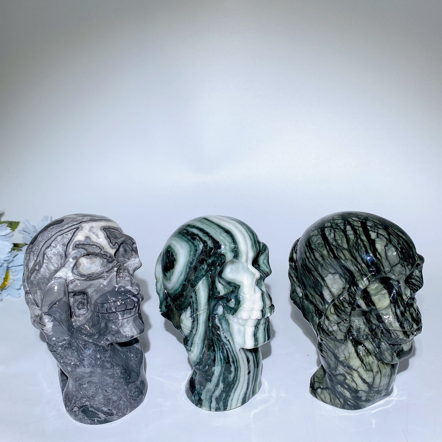 5.2" Jade Picasso Stone Ghost Hand Skull Carvings Crystal Healing Bulk Wholesale