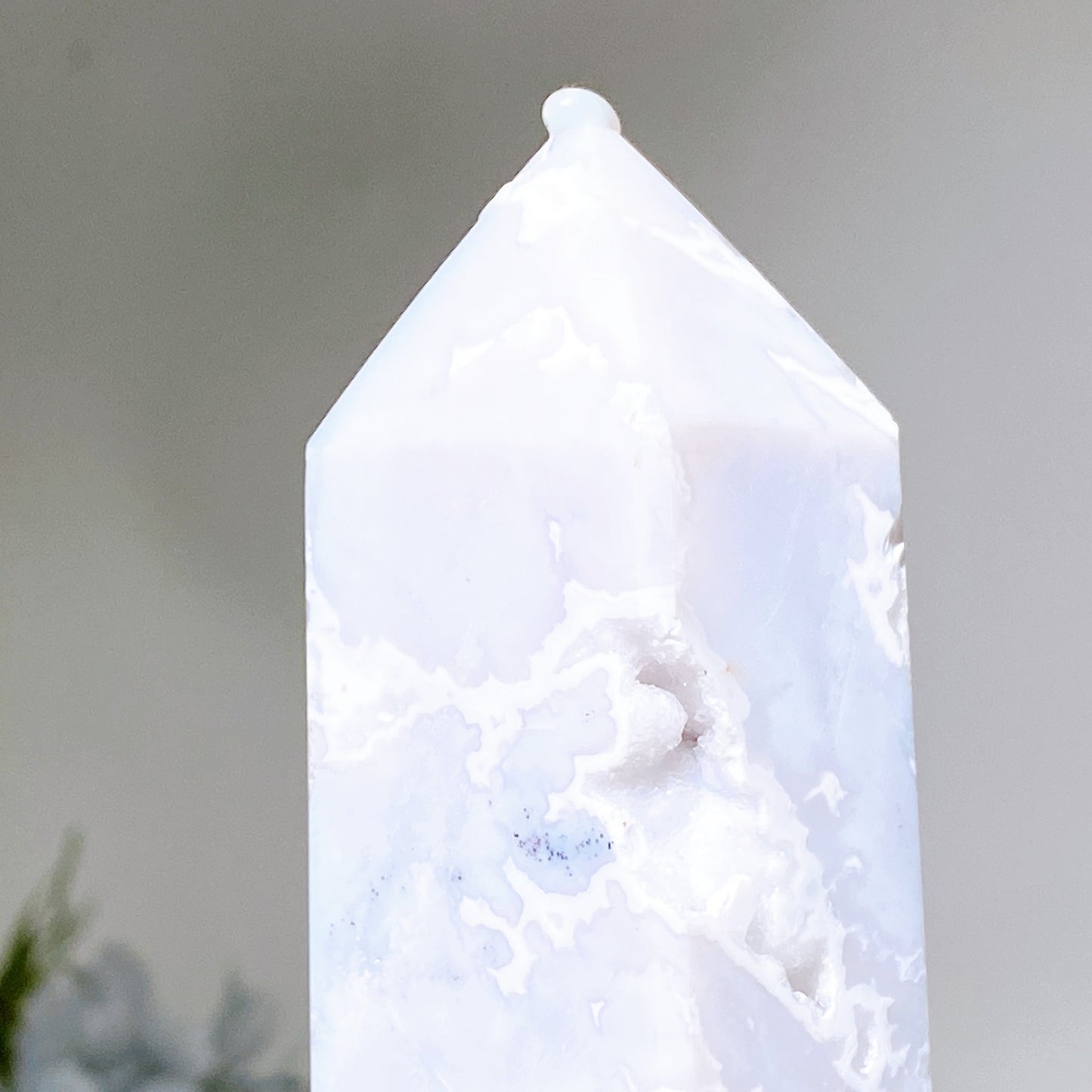 18-30cm White Druzy Dendritic Agate Tower Crystal Healing Bulk Wholesale