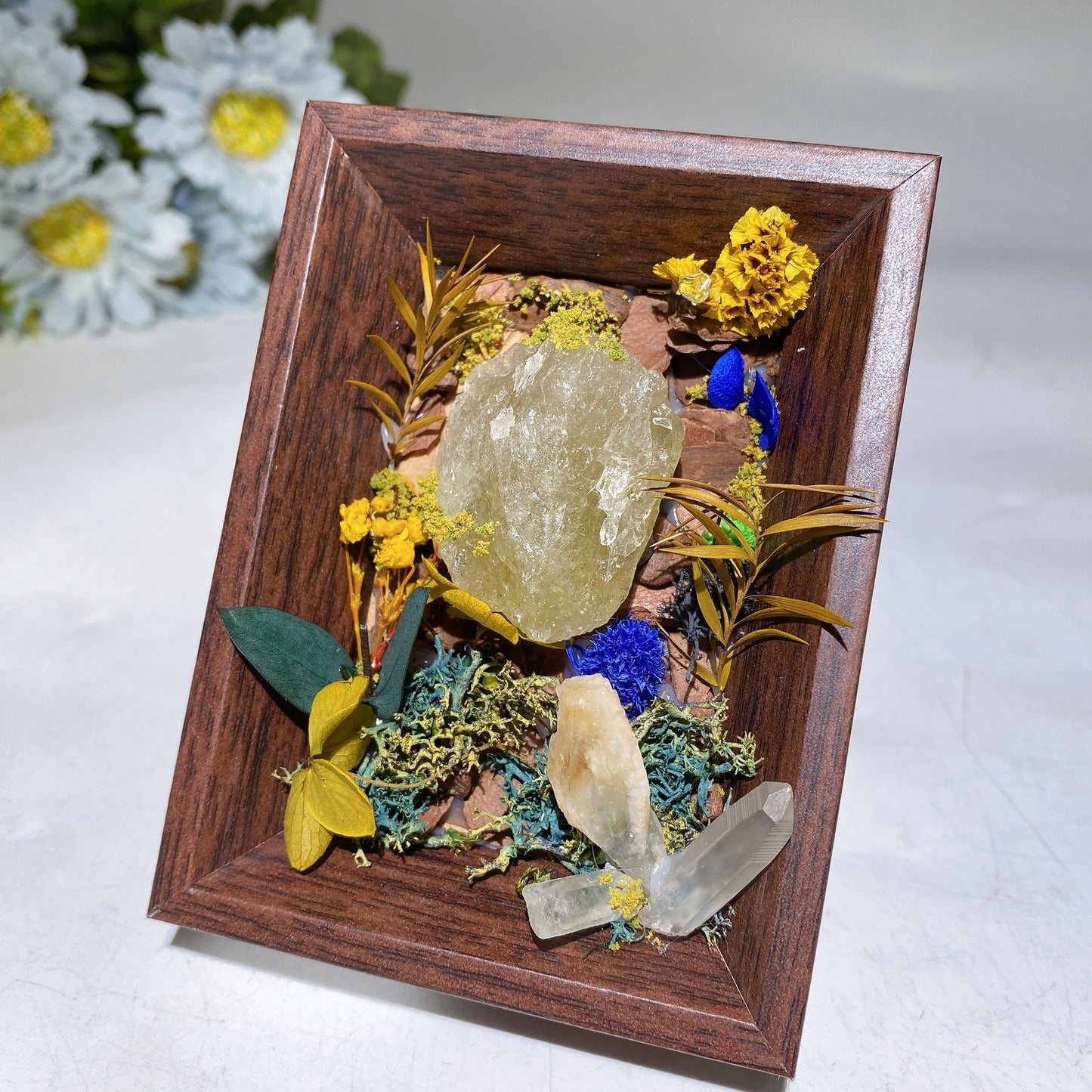 Crystal Scenery in Wooden Photo Frame with Scent Crystal Healing Bulk Wholesale