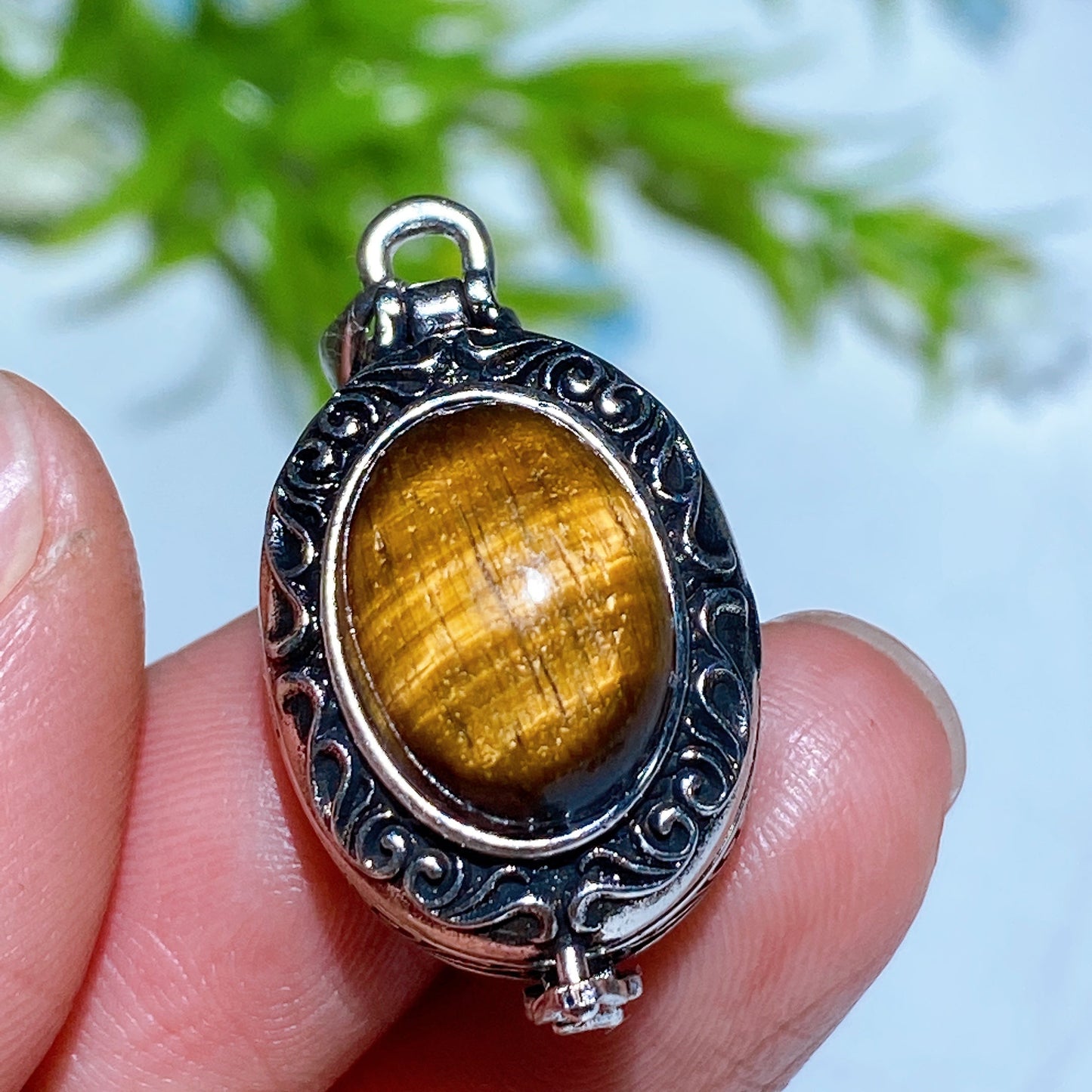 Crystal Poison Pendant Crystal Healing Bulk Wholesale