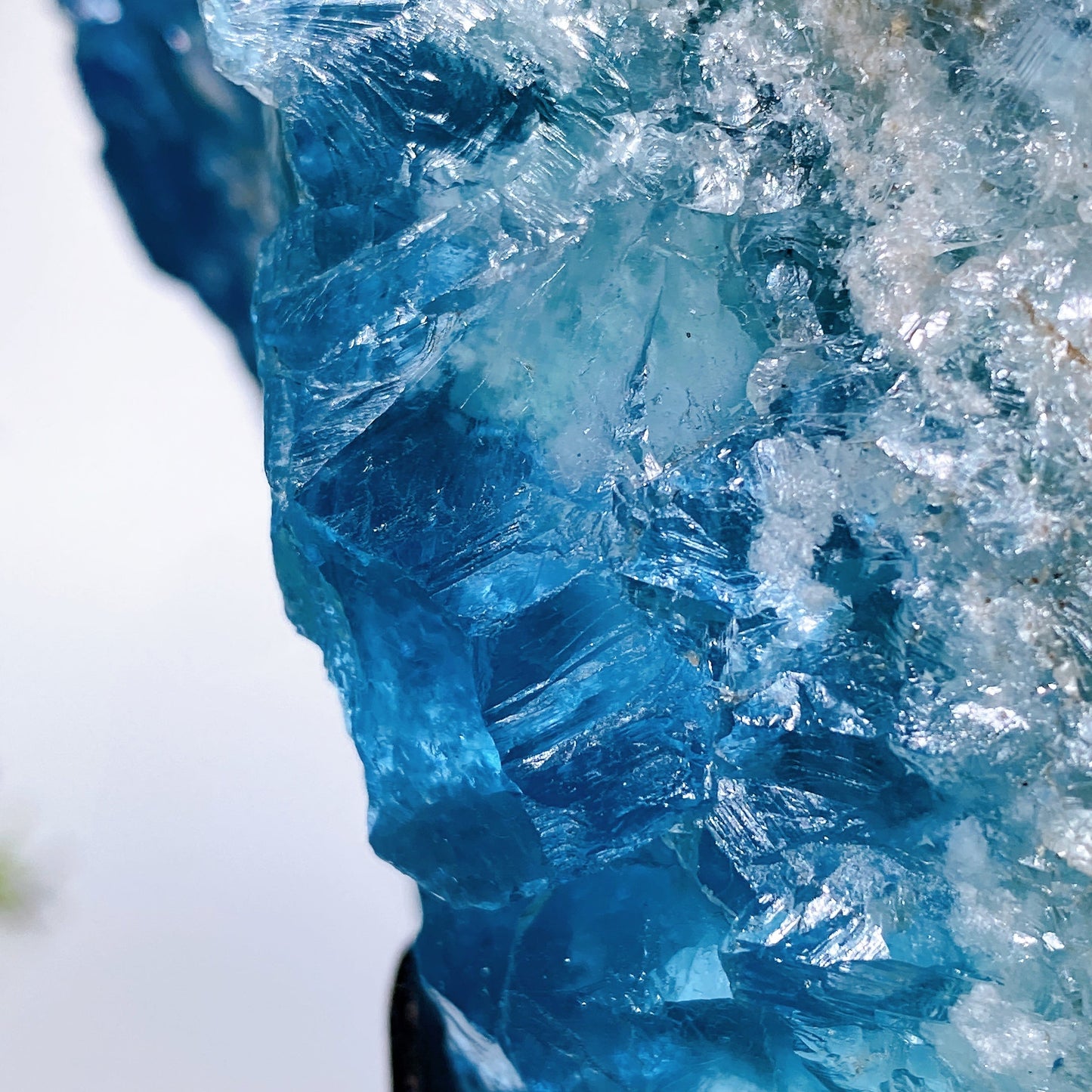 Large Unique Blue Fluorite Specimen Crystal Healing Bulk Wholesale