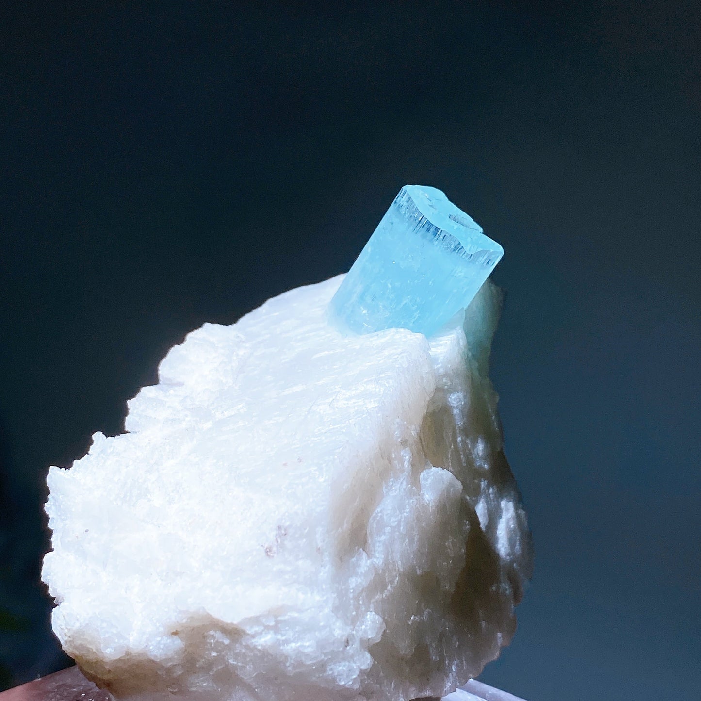 Unique Aquamarine Grow with Feldspar from Pakistan Crystal Healing Bulk Wholesale