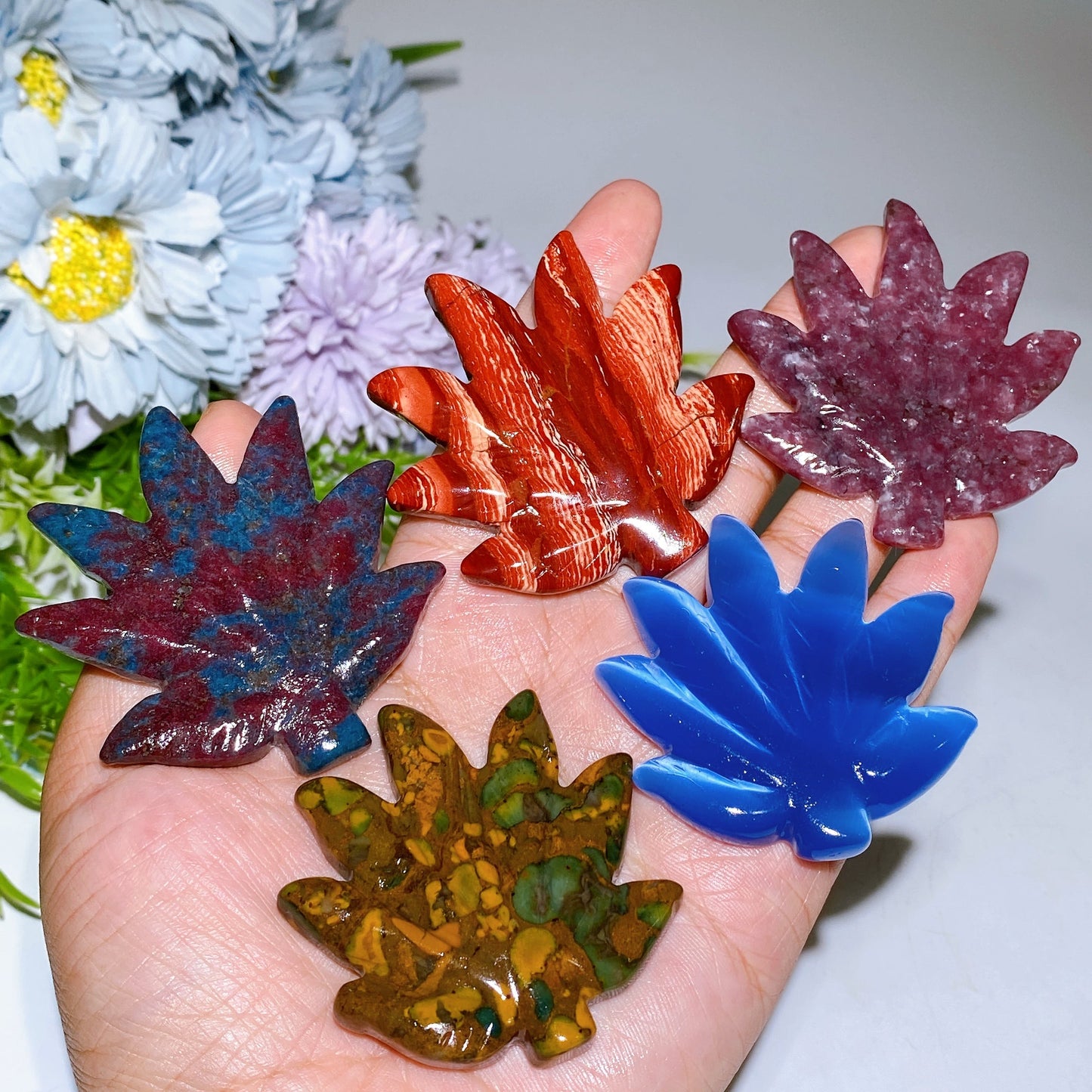 1.8"-2.0" Crystal Maple Leaf Carving Crystal Healing Bulk Wholesale