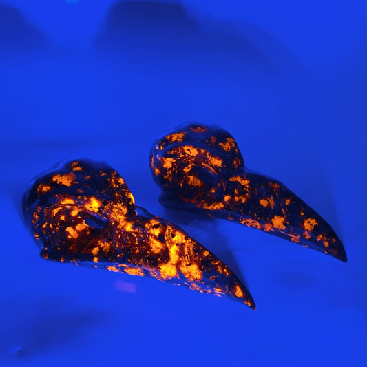 5.8" UV Reactive Yooperlite Raven Skull Carving Crystal Healing Bulk Wholesale