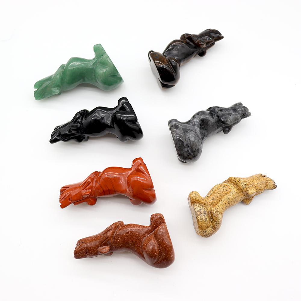 Hand carved wolf shaped crystal animal carving crafts Wholesale Crystals